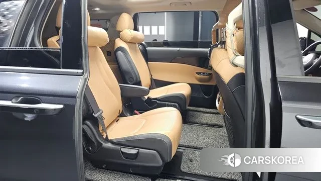 Kia Carnival 4th generation 2022 Серый из Кореи, фото 2