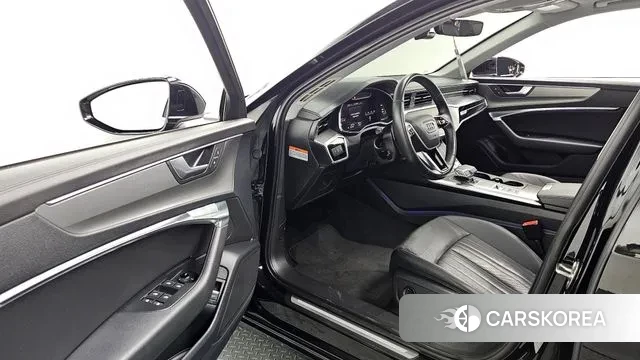 Audi A6 (C8) 2023 Черный из Кореи, фото 2