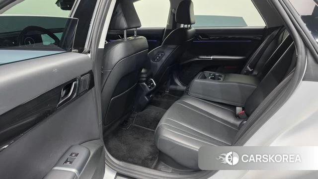 Hyundai Grandeur Hybrid (GN7) 2023 Белый из Кореи, фото 2