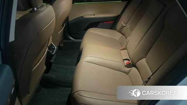 Hyundai Grandeur Hybrid (GN7) 2023 Белый из Кореи, фото 2