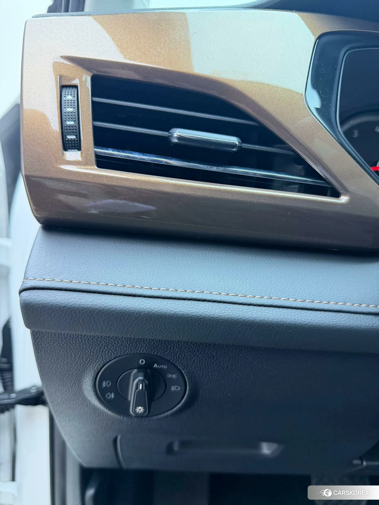 Volkswagen Tharu 2020 Белый из Китая, фото 2