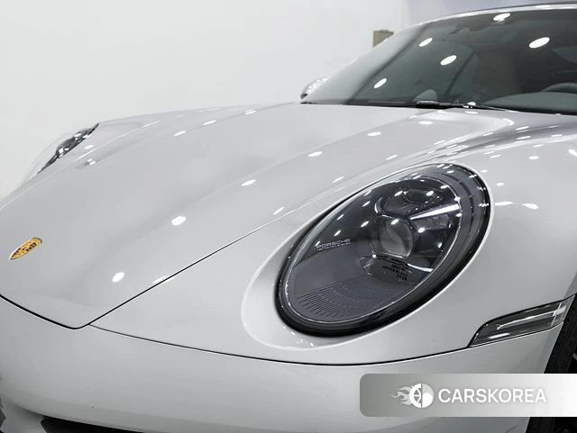 Porsche 911(992) 2022 Серебряный из Кореи, фото 2