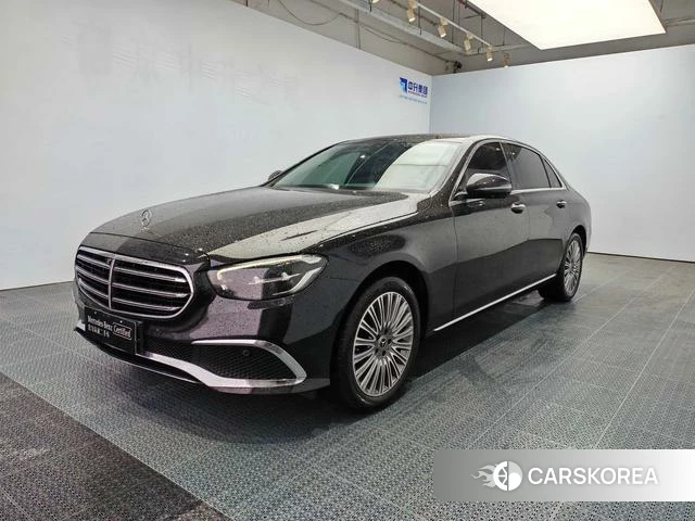 Mercedes-Benz E-Class 2022 Черный из Китая, фото 2