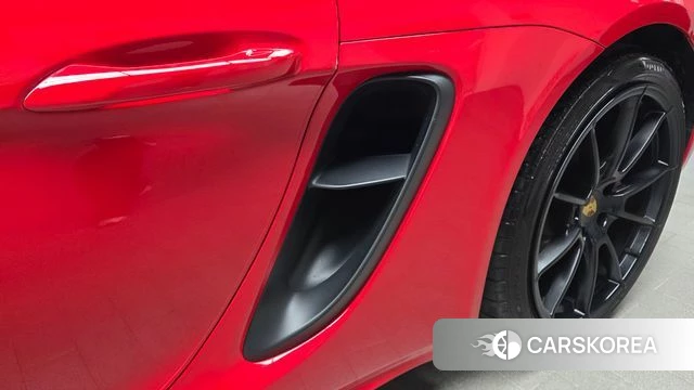 Porsche 718 Boxster 2024 Красный из Кореи, фото 2