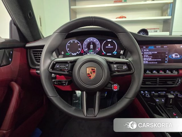 Porsche 911(992) id 4719581 из Кореи 2