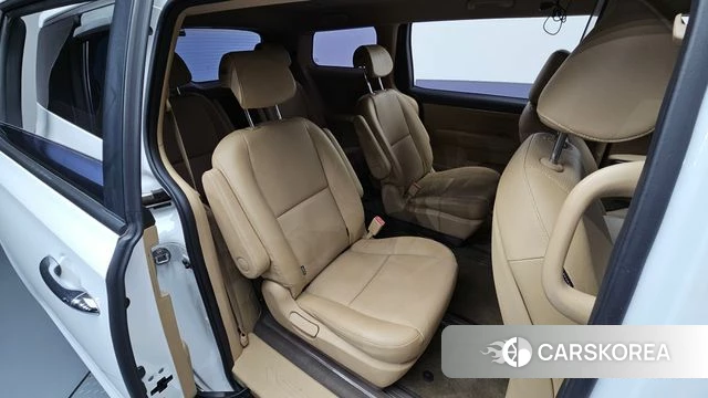 Kia The New Carnival 2018 Белый из Кореи, фото 2