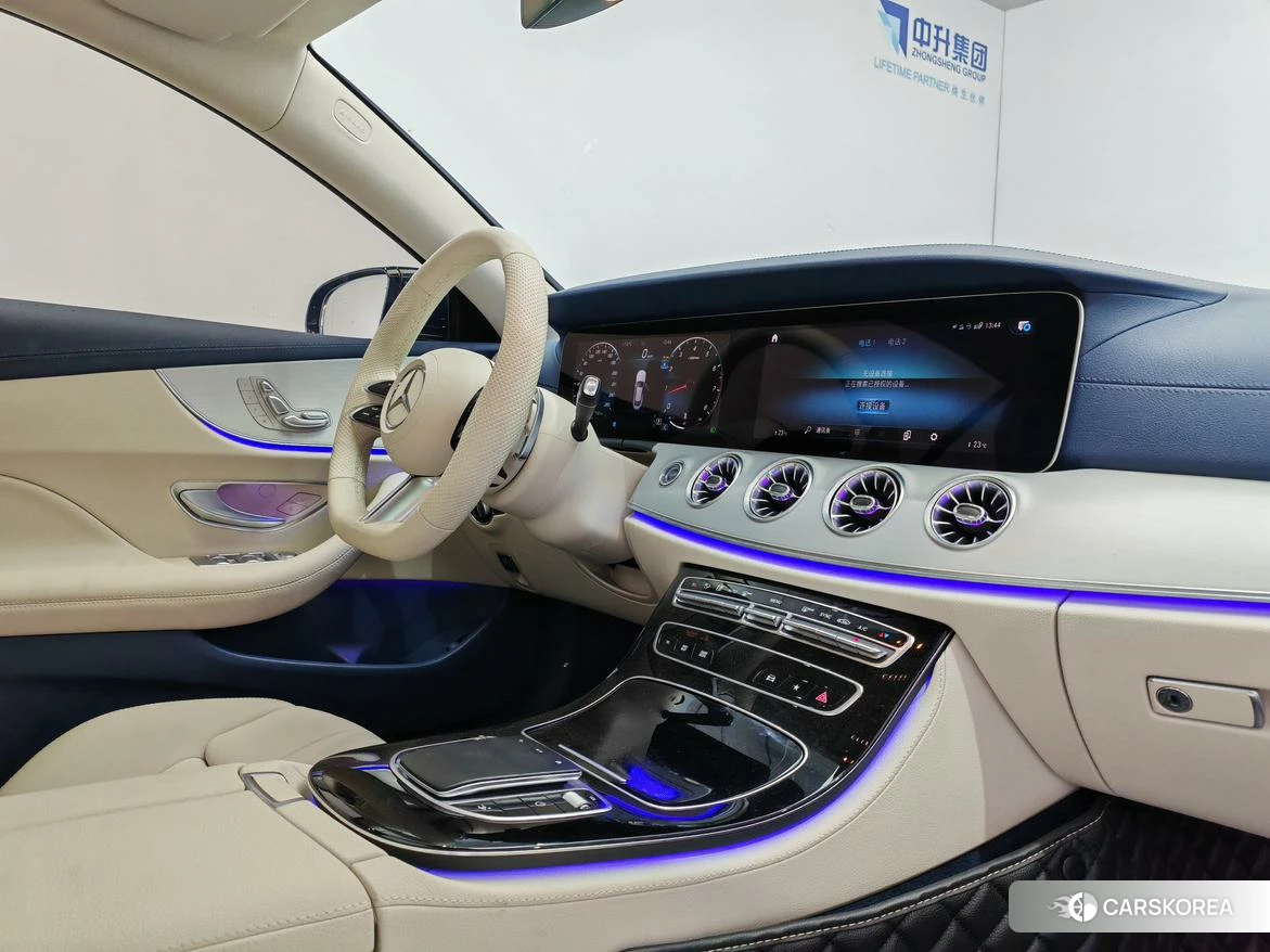 Mercedes-Benz E-Class 2022 Зеленый из Китая, фото 2
