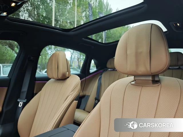 Mercedes-Benz E-Class 2025 Черный из Китая, фото 2