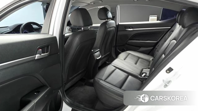 Hyundai The New Avante AD 2019 Белый из Кореи, фото 2