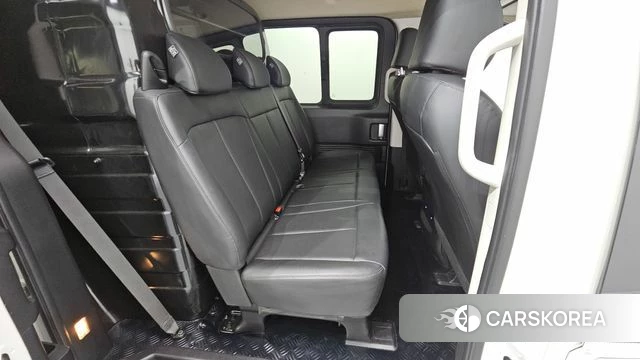 Hyundai Staria 2024 Белый из Кореи, фото 2