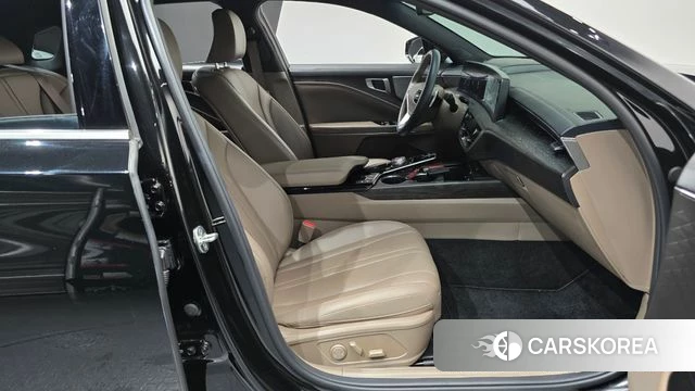 Kia K8 2022 Черный из Кореи, фото 2