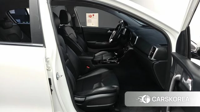 Kia Sportage The Bold 2021 Белый из Кореи, фото 2