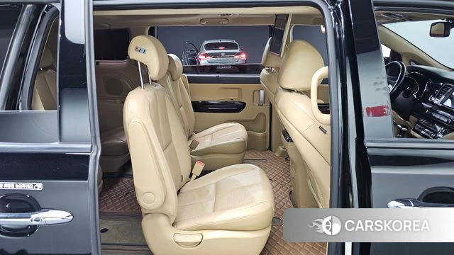 Kia The New Carnival 2018 Черный из Кореи, фото 2