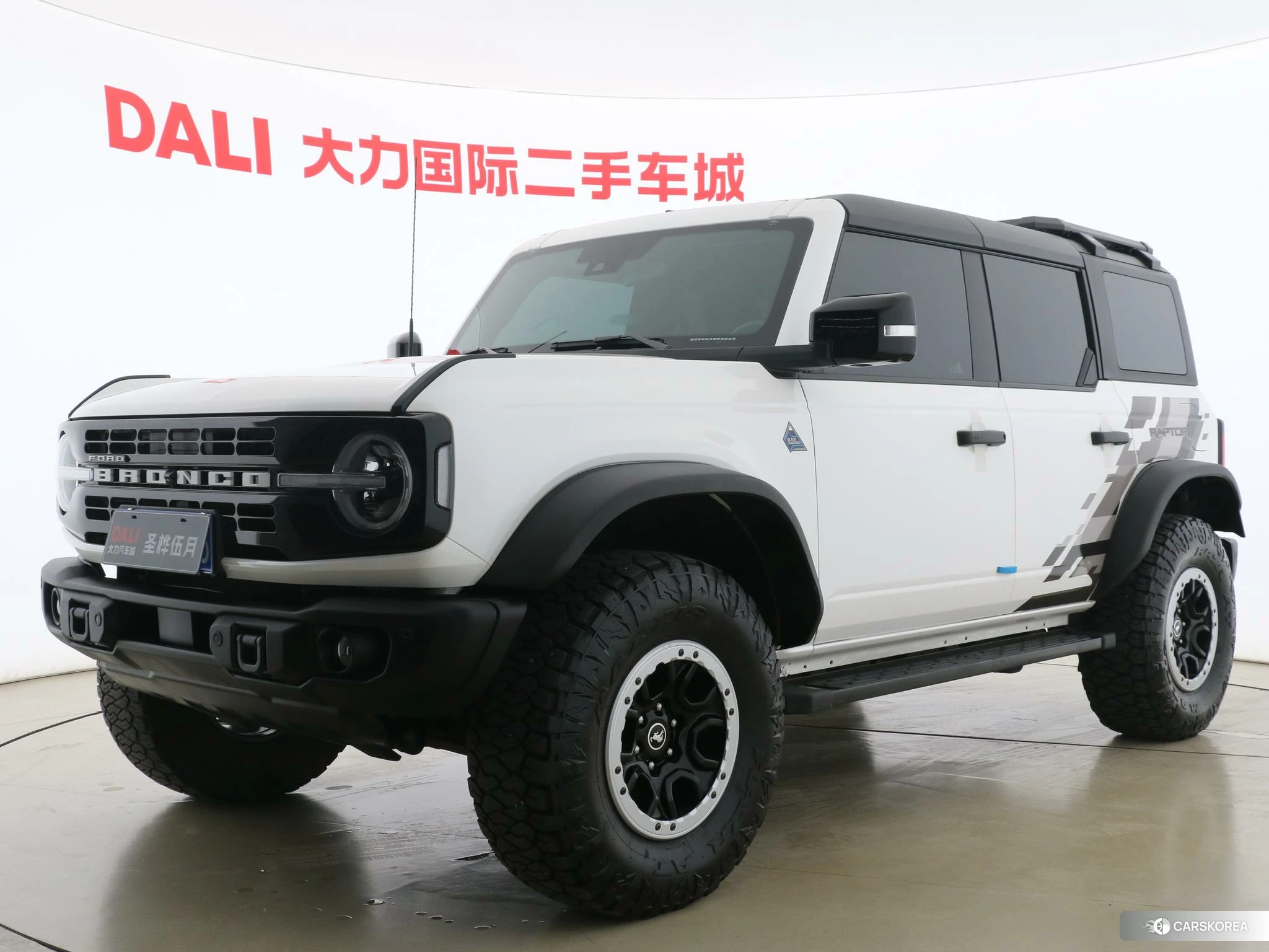 Ford Bronco 2024 Белый из Китая, фото 2