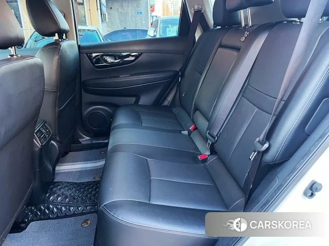 Nissan X-Trail 2024 Белый из Китая, фото 2