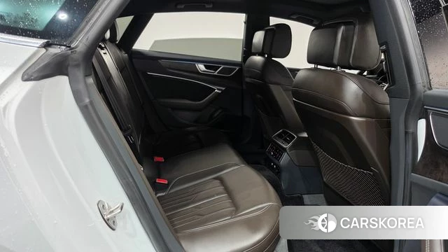 Audi A7 (4K) 2020 Белый из Кореи, фото 2