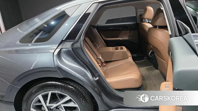 Hyundai Grandeur (GN7) 2023 Серый из Кореи, фото 2