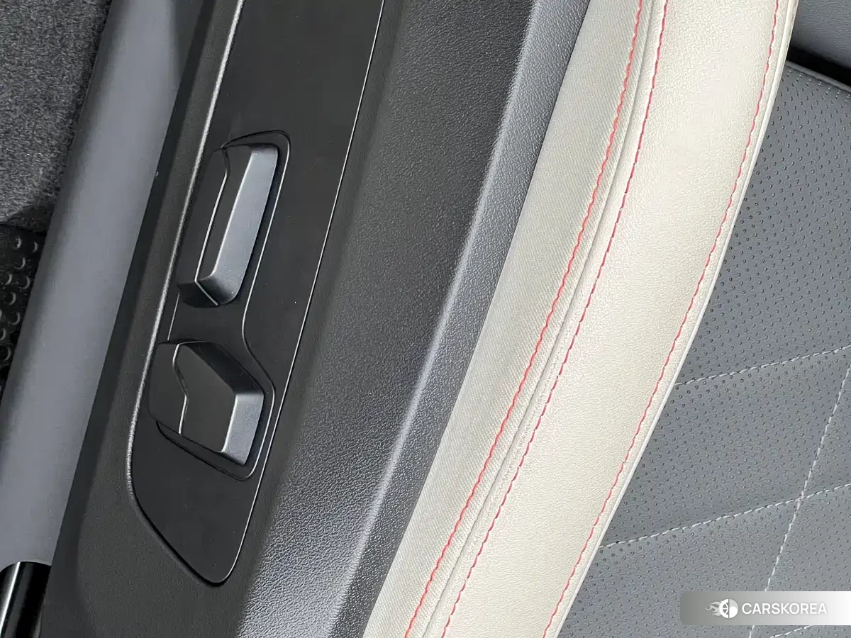 BMW X2 2025 Silver/gray из Китая, фото 2