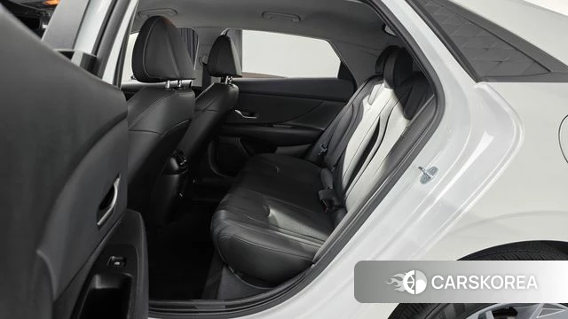Hyundai The New Avante (CN7) 2025 Белый из Кореи, фото 2