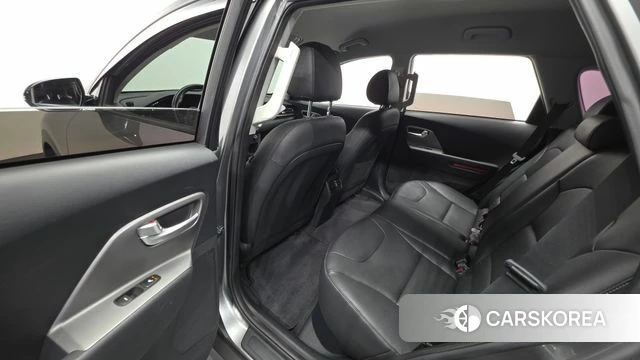 Kia Niro Plus 2022 Серый из Кореи, фото 3