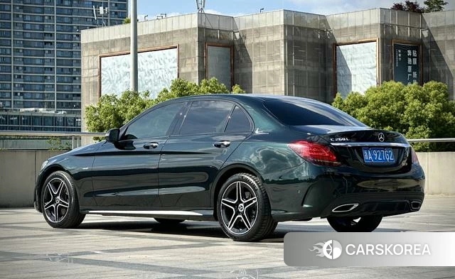 Mercedes-Benz C-class 2021 Зеленый из Китая, фото 2