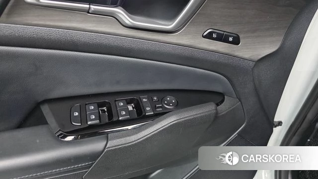 Kia Sportage 5th Generation 2023 Белый из Кореи, фото 2