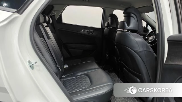 Kia Sportage 5th Generation 2021 Белый из Кореи, фото 2