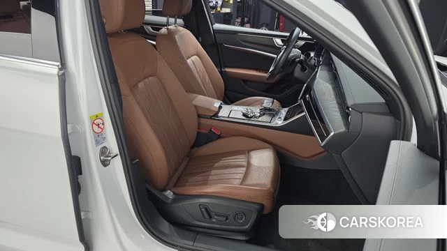 Audi A6 (C8) 2020 Белый из Кореи, фото 2