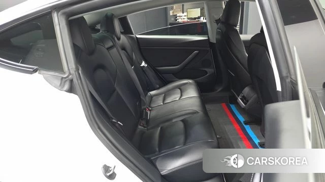 Tesla Model 3 2021 Белый из Кореи, фото 2