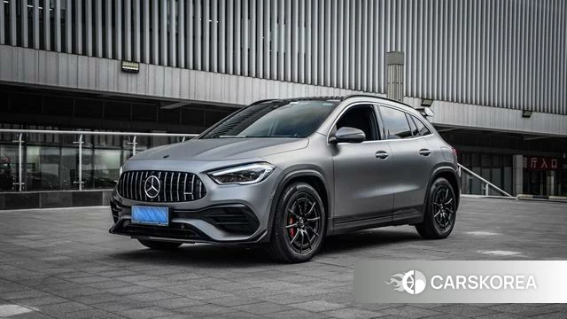 Mercedes-Benz AMG GLA 2022 Серебристо-серый из Китая, фото 2