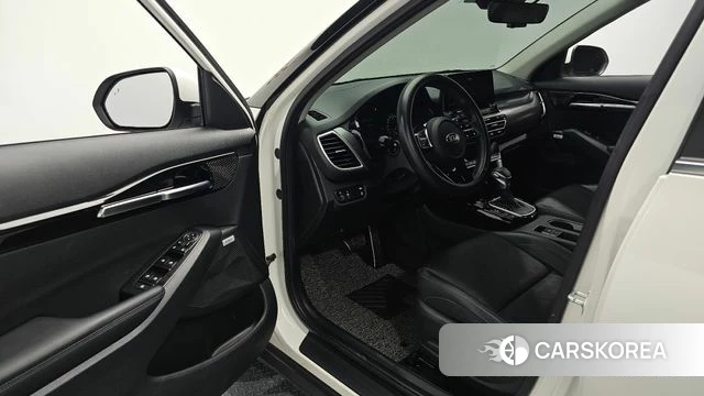 Kia Seltos 2020 Белый из Кореи, фото 2