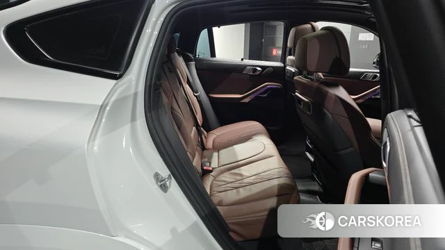 BMW X6 (G06) 2025 Белый из Кореи, фото 2