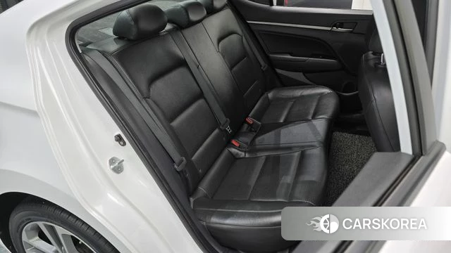 Hyundai Avante AD 2018 Белый из Кореи, фото 2