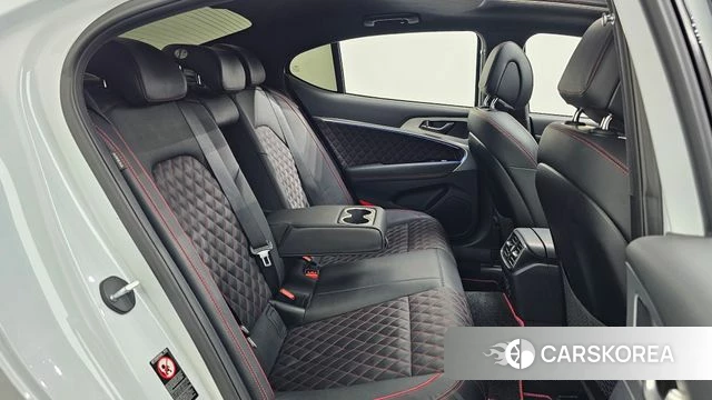 Genesis G70 2019 Белый из Кореи, фото 2