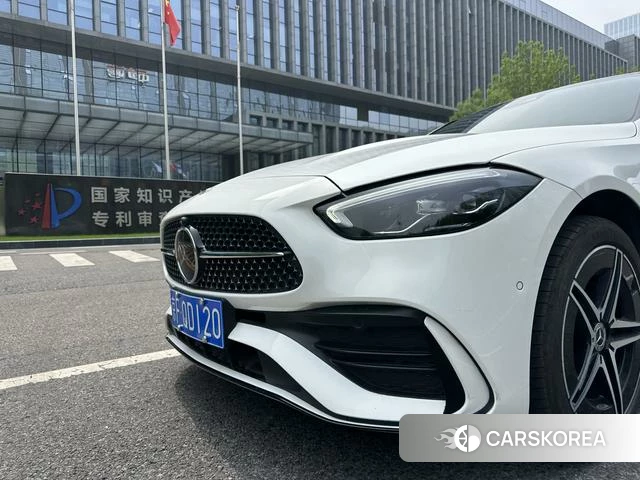 Mercedes-Benz C-class 2024 Белый из Китая, фото 2