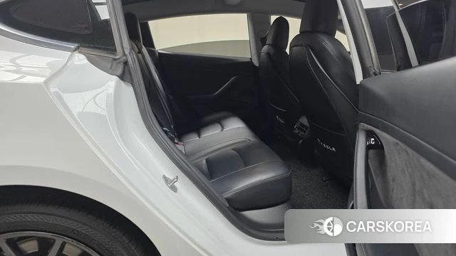 Tesla Model 3 2020 Белый из Кореи, фото 2