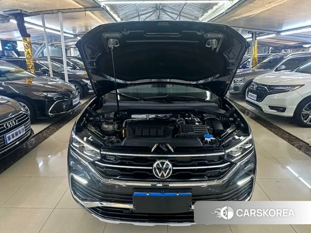Volkswagen Tayron 2022 Черный из Китая, фото 2
