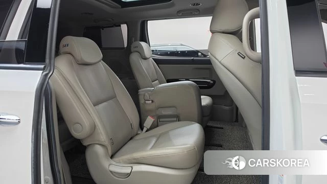 Kia The New Carnival 2020 Белый из Кореи, фото 2