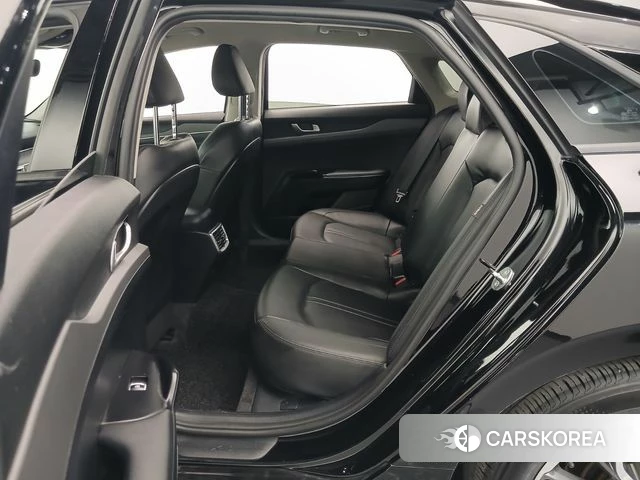 Kia K5 3rd generation 2023 Черный из Кореи, фото 2