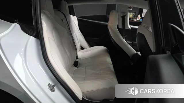 Tesla Model 3 2021 Белый из Кореи, фото 2
