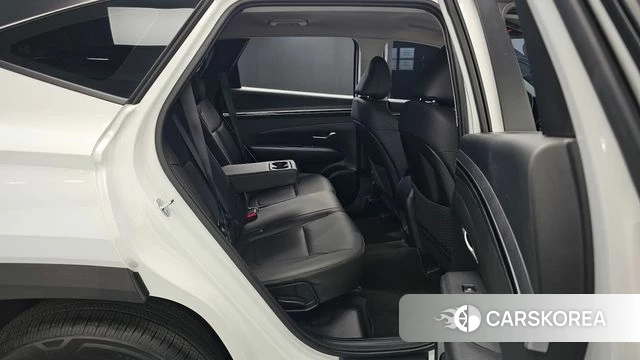Hyundai Tucson (NX4) 2023 Белый из Кореи, фото 2