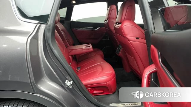 Maserati Levante 2019 Серый из Кореи, фото 2