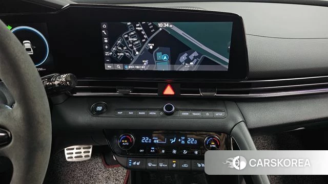 Hyundai Avante (CN7) 2022 Серебристо-серый из Кореи, фото 2