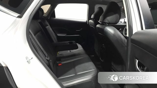 Hyundai Kona Hybrid (SX2) 2023 Белый из Кореи, фото 2