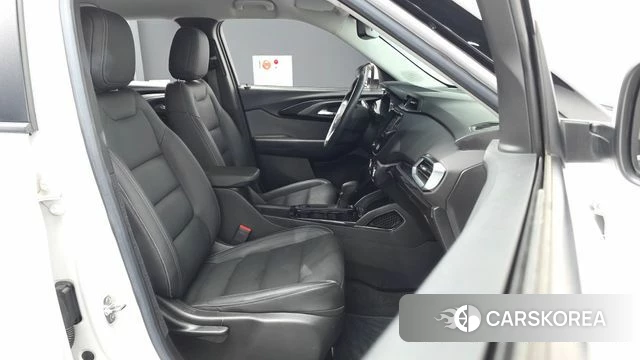 Chevrolet (GM Daewoo) Trailblazer 2021 Белый из Кореи, фото 2