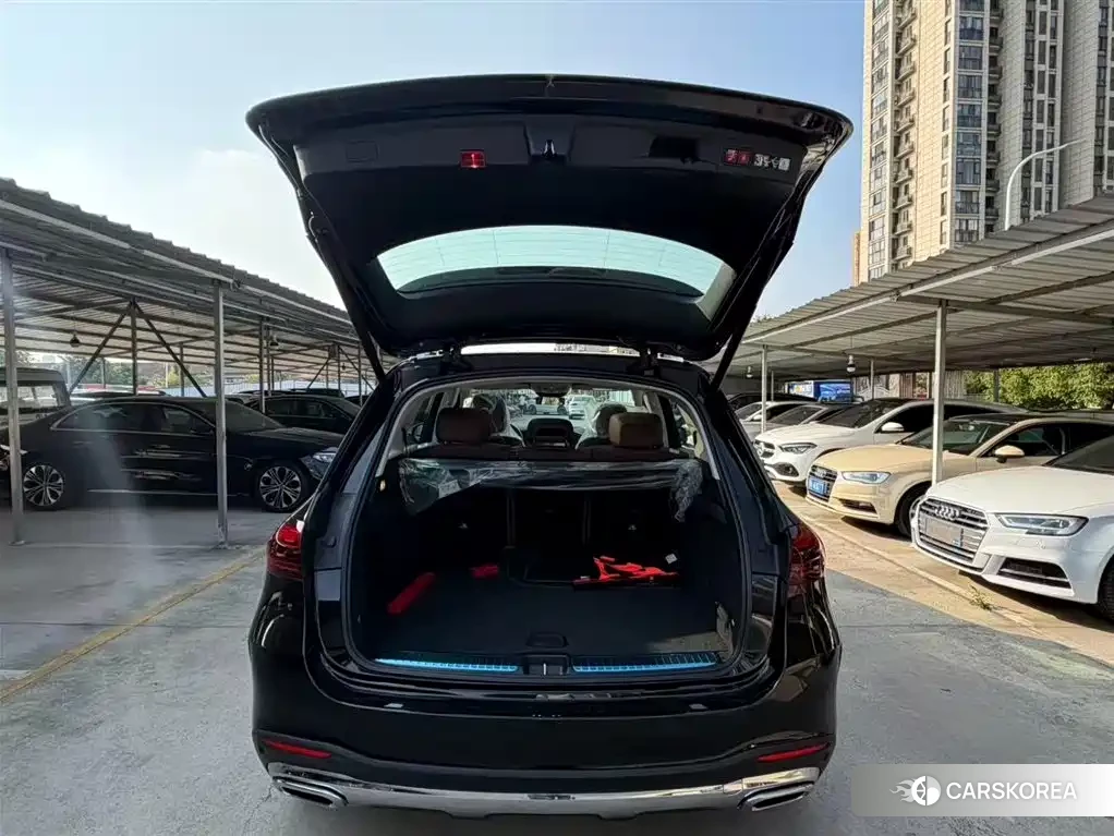 Mercedes-Benz GLE 2026 Черный из Китая, фото 2