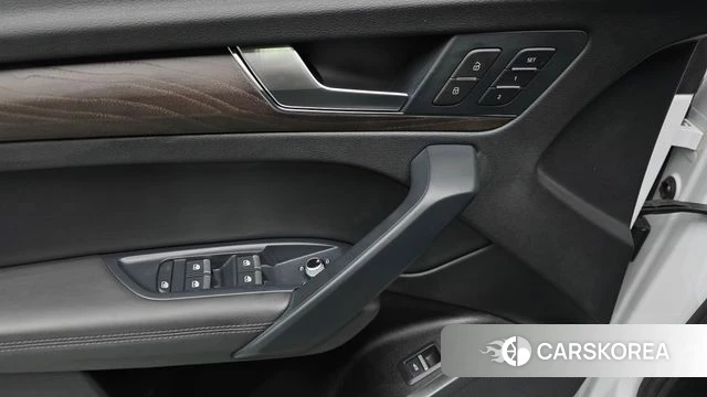 Audi Q5 (FY) 2023 Белый из Кореи, фото 2