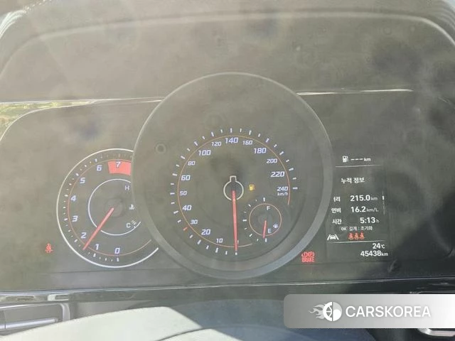 Hyundai Avante (CN7) 2023 Белый из Кореи, фото 2