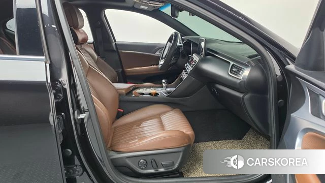 Genesis G70 2018 Черный из Кореи, фото 2