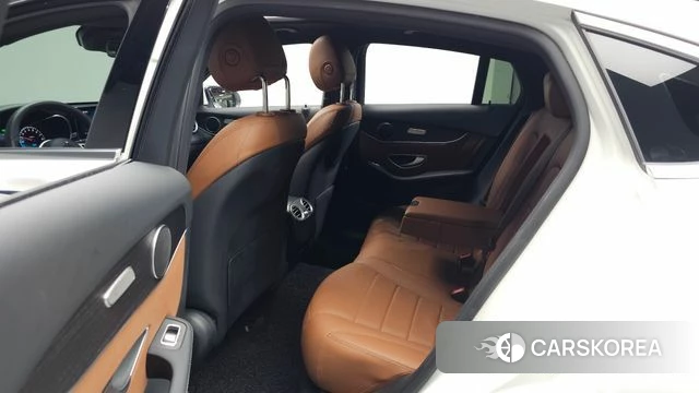 Mercedes-Benz GLC-Class X253 2021 Белый из Кореи, фото 2
